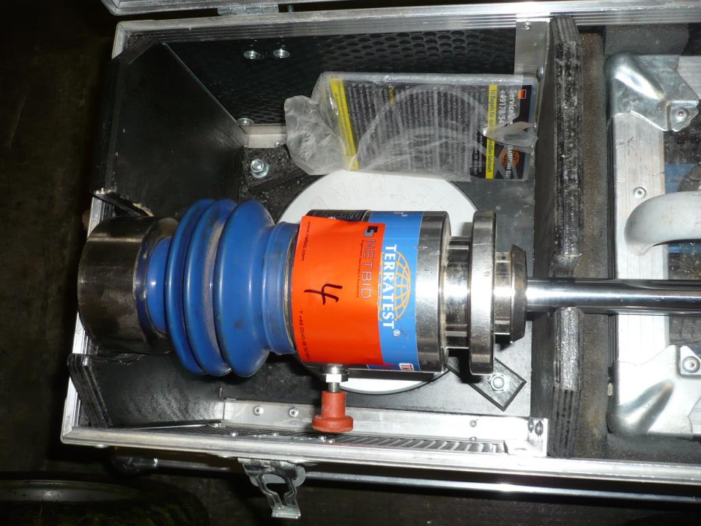 Sygnalizacja świetlna dla ruchu jednokierunkowego naprzemiennego i testery masy upadkowej-4