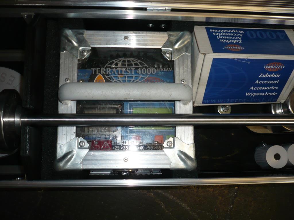 Sygnalizacja świetlna dla ruchu jednokierunkowego naprzemiennego i testery masy upadkowej-3