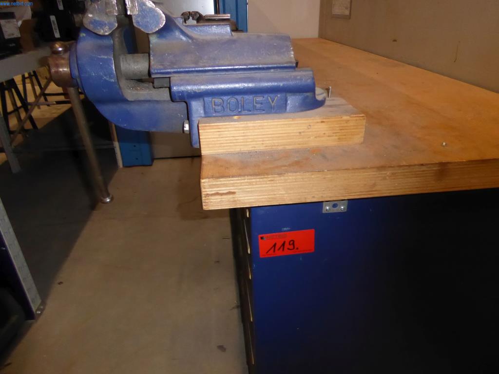 Stroje a zařízení pro obrábění kovů a zdravotnickou techniku-2