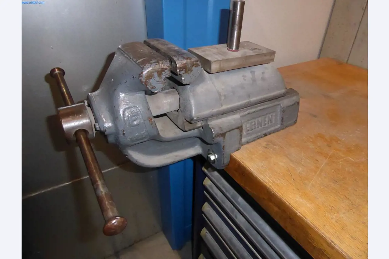 Stroje a zařízení pro obrábění kovů a zdravotnickou techniku-5