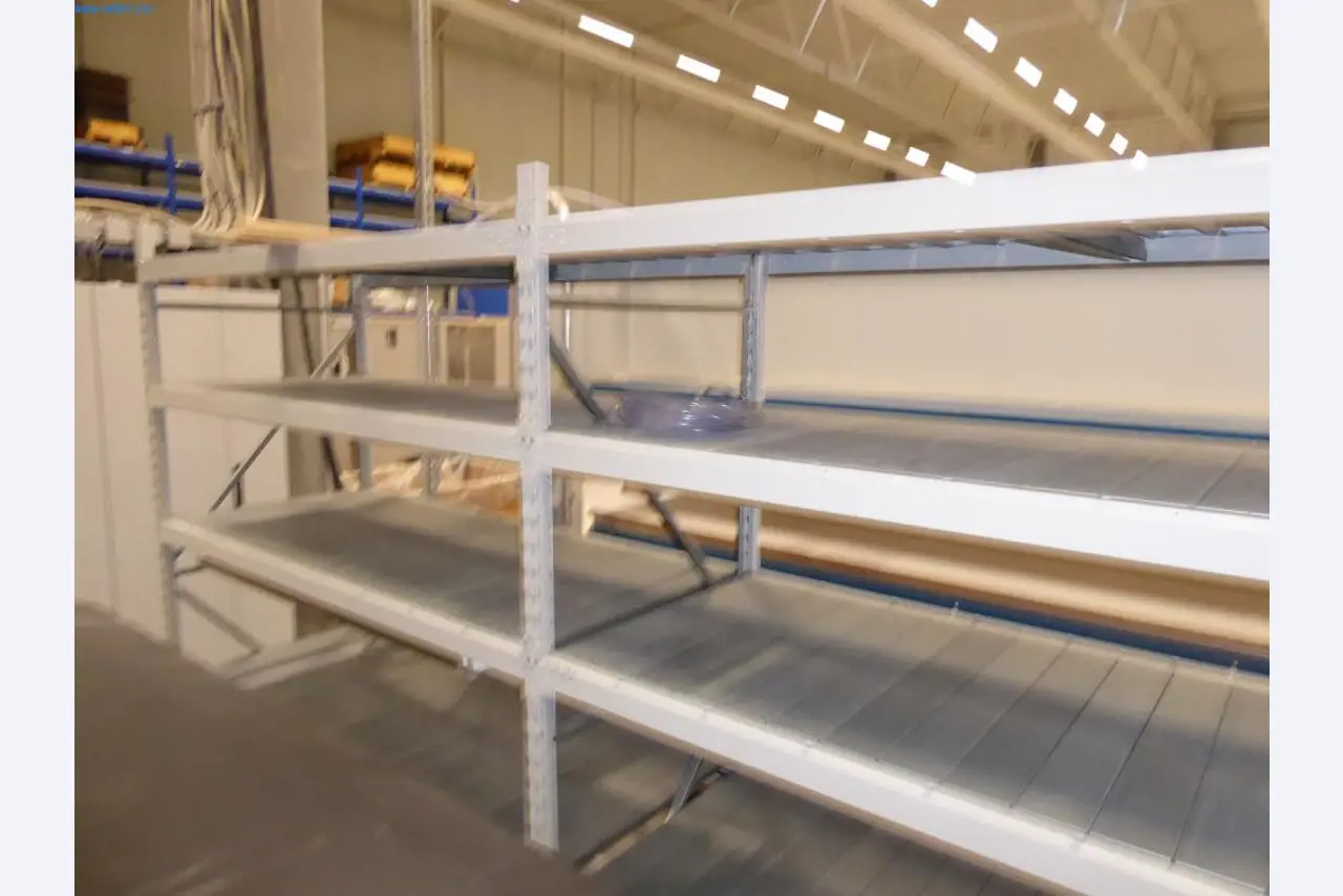 Maschinen u. Betriebsausstattung aus der Metallbearbeitung u. Medizintechnik -10