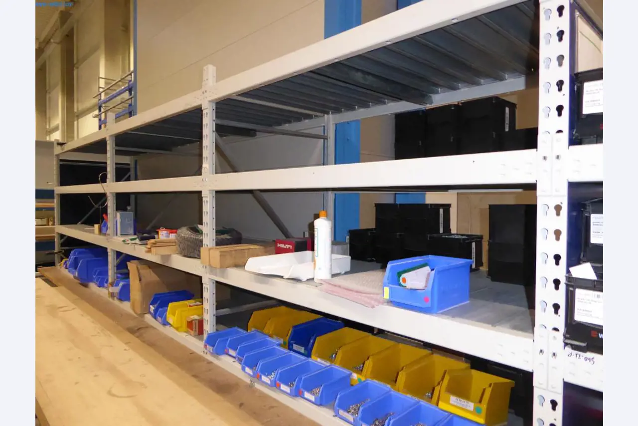 Maschinen u. Betriebsausstattung aus der Metallbearbeitung u. Medizintechnik -8