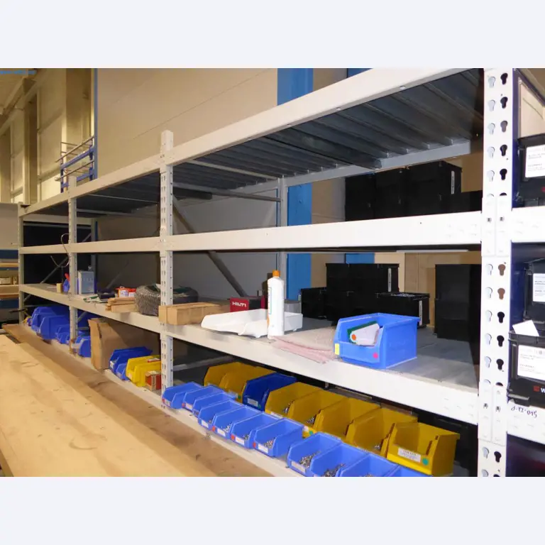 Maschinen u. Betriebsausstattung aus der Metallbearbeitung u. Medizintechnik -8