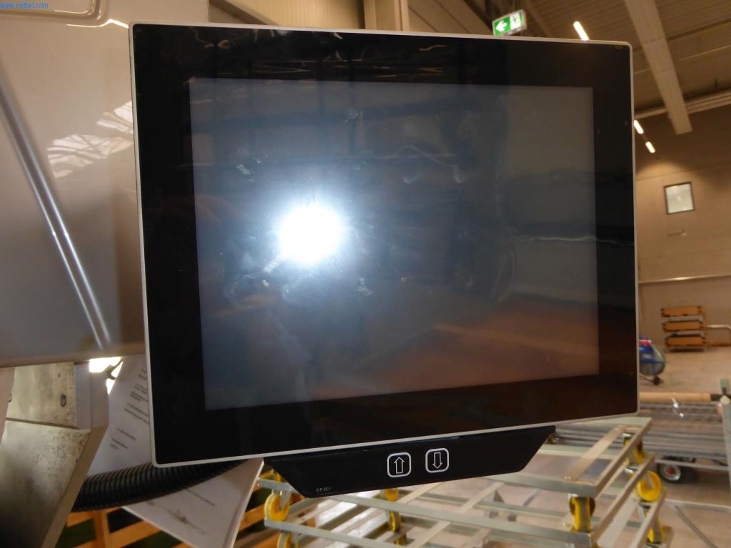 Stroje a zařízení pro obrábění kovů a zdravotnickou techniku-7