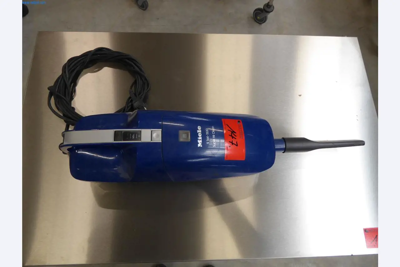 Maschinen u. Betriebsausstattung aus der Metallbearbeitung u. Medizintechnik -2