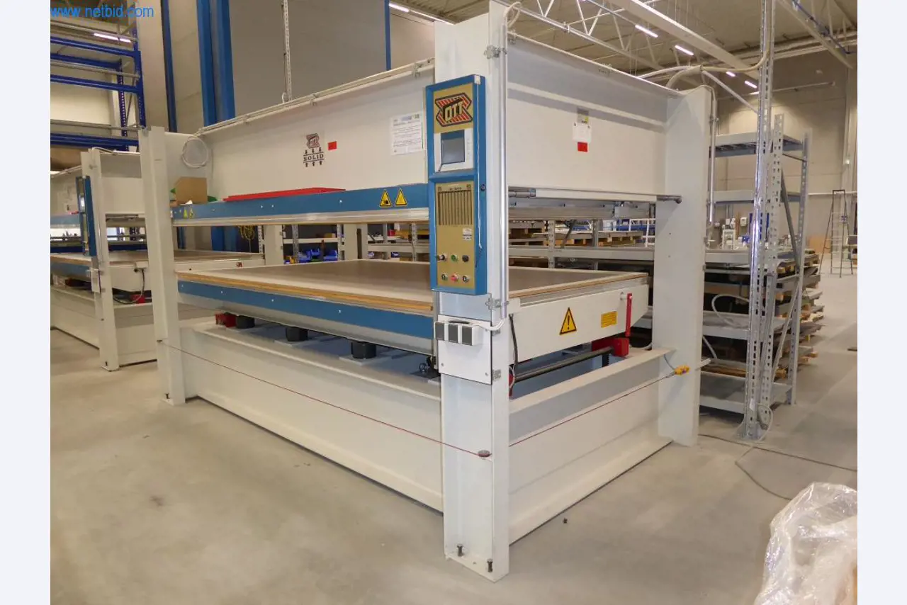 Maquinaria y equipos para la metalurgia y la tecnología médica-2