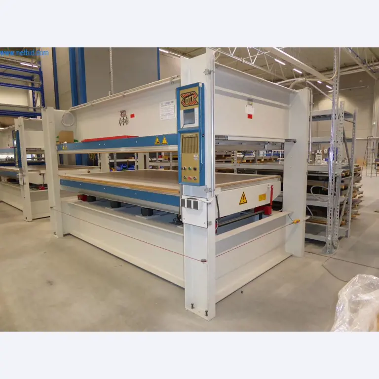 Maquinaria y equipos para la metalurgia y la tecnología médica-2