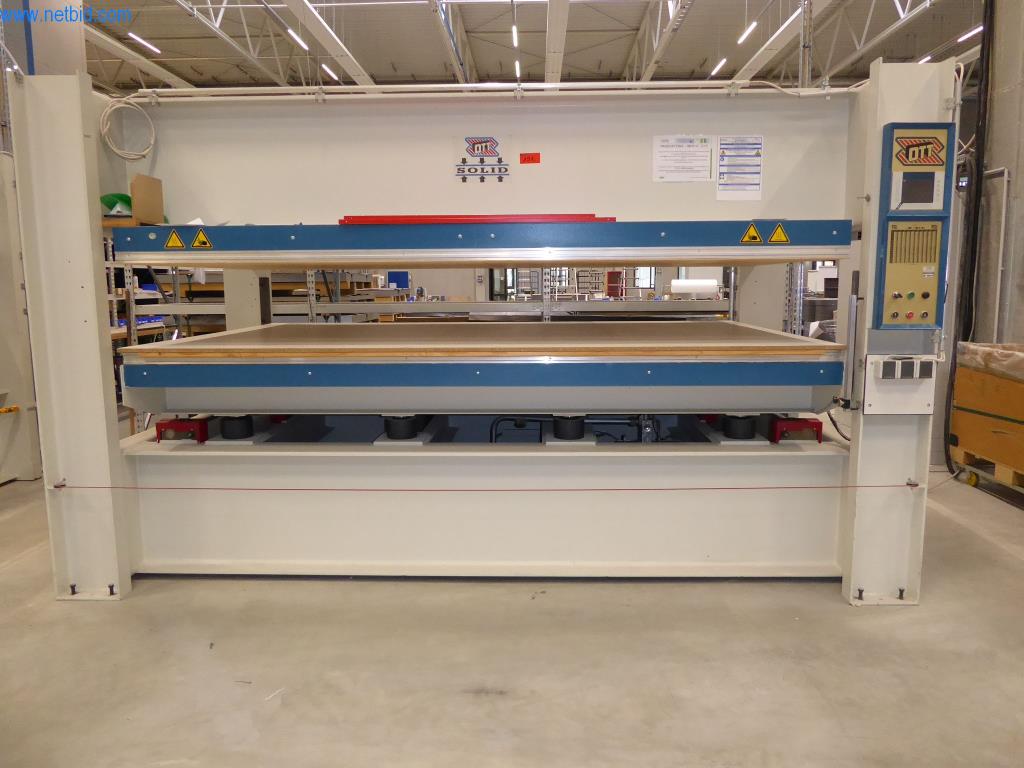 Stroje a zařízení pro obrábění kovů a zdravotnickou techniku-5