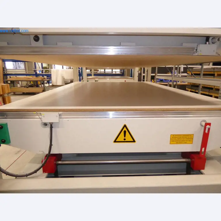 Maquinaria y equipos para la metalurgia y la tecnología médica-9