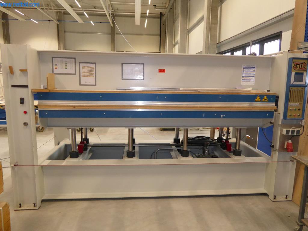 Stroje a zařízení pro obrábění kovů a zdravotnickou techniku-1