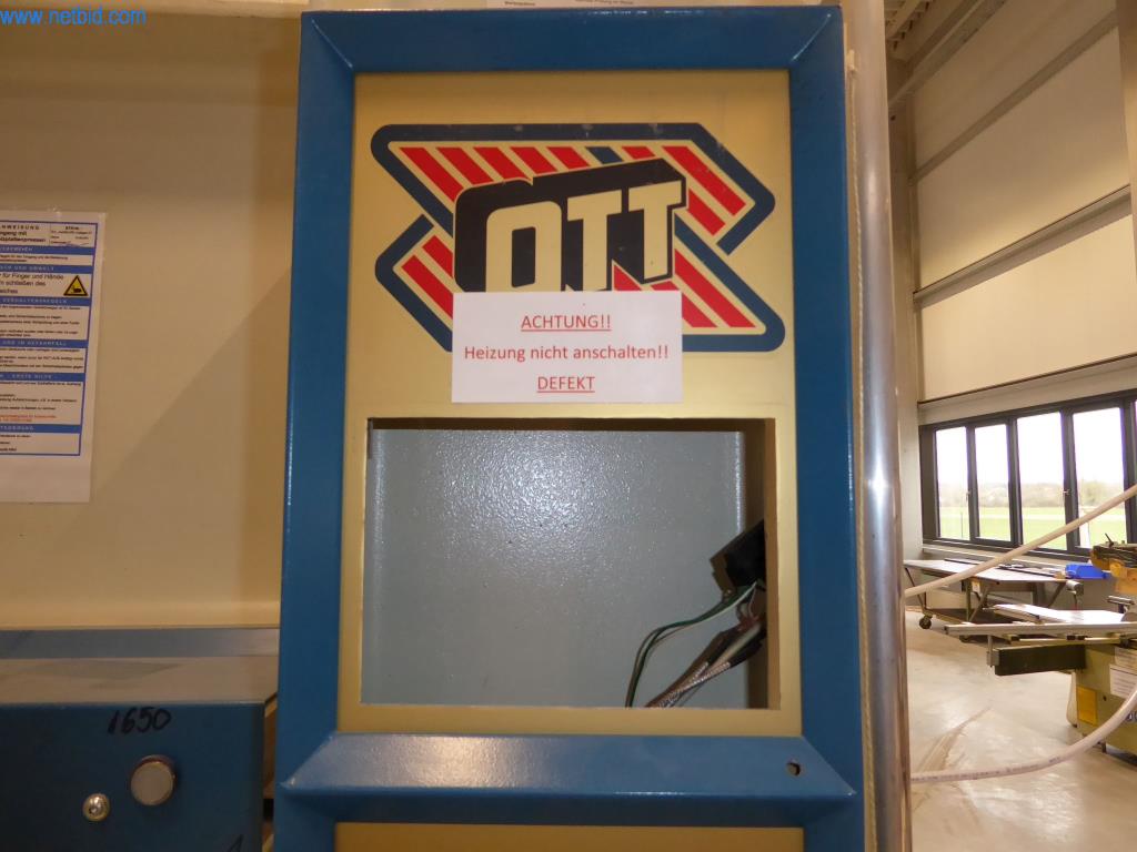 Stroje a zařízení pro obrábění kovů a zdravotnickou techniku-3