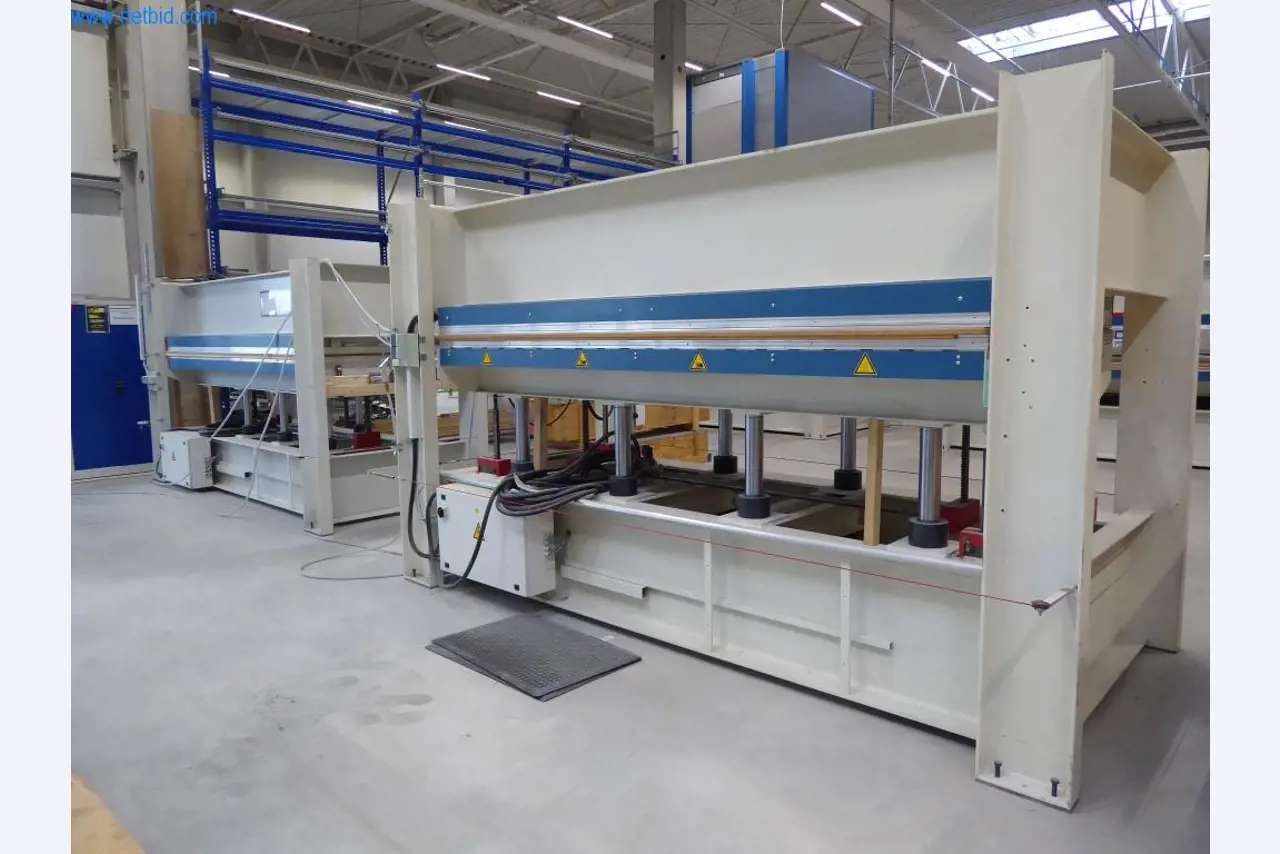 Maquinaria y equipos para la metalurgia y la tecnología médica-9