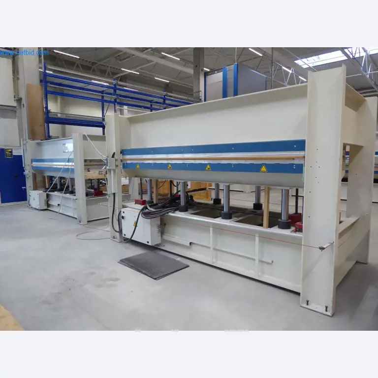 Maquinaria y equipos para la metalurgia y la tecnología médica-9