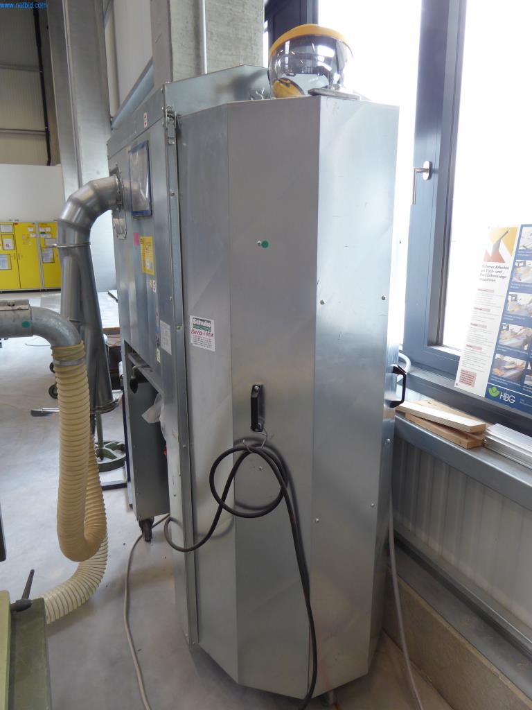 Stroje a zařízení pro obrábění kovů a zdravotnickou techniku-4