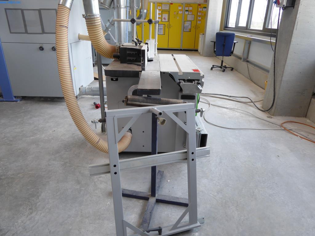 Stroje a zařízení pro obrábění kovů a zdravotnickou techniku-7