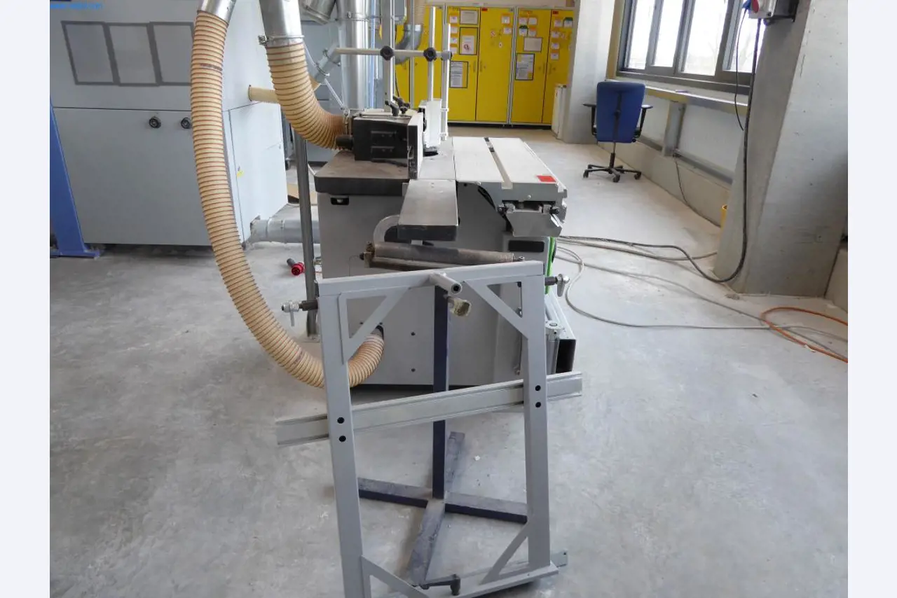 Stroje a zařízení pro obrábění kovů a zdravotnickou techniku-7