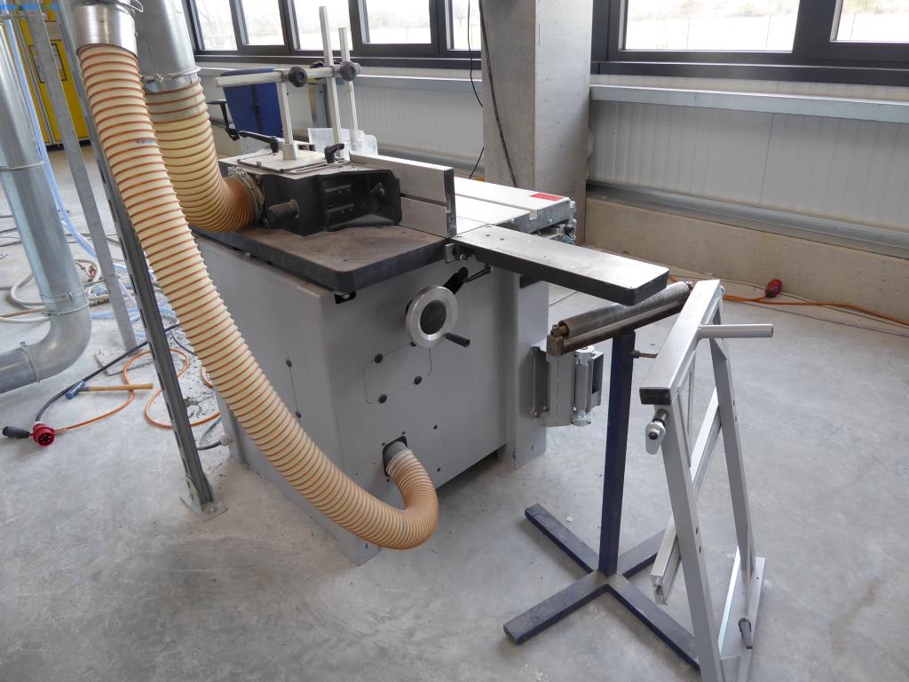 Stroje a zařízení pro obrábění kovů a zdravotnickou techniku-8