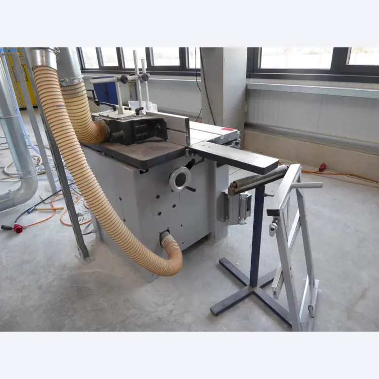 Stroje a zařízení pro obrábění kovů a zdravotnickou techniku-8