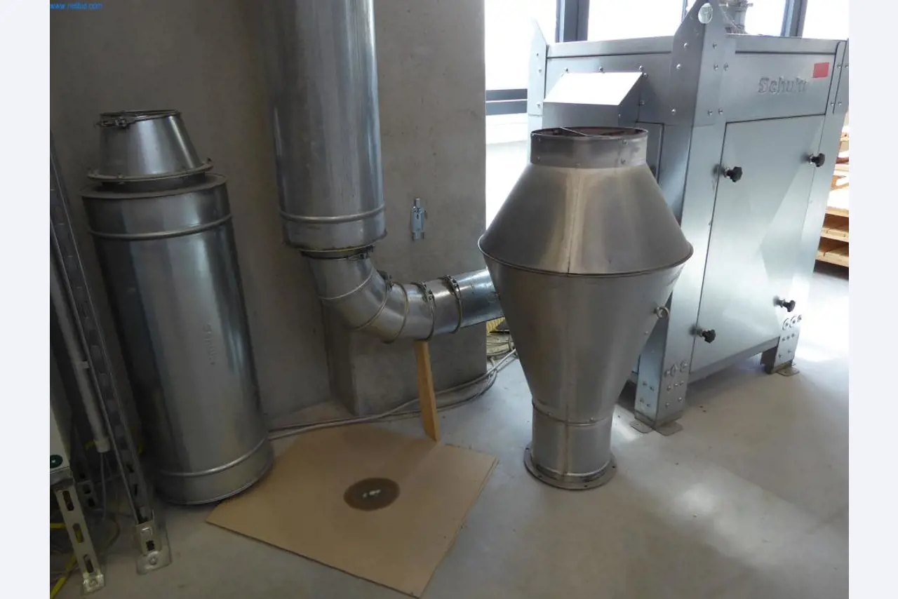 Stroje a zařízení pro obrábění kovů a zdravotnickou techniku-5