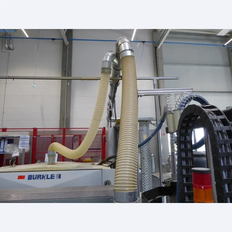 Stroje a zařízení pro obrábění kovů a zdravotnickou techniku-7