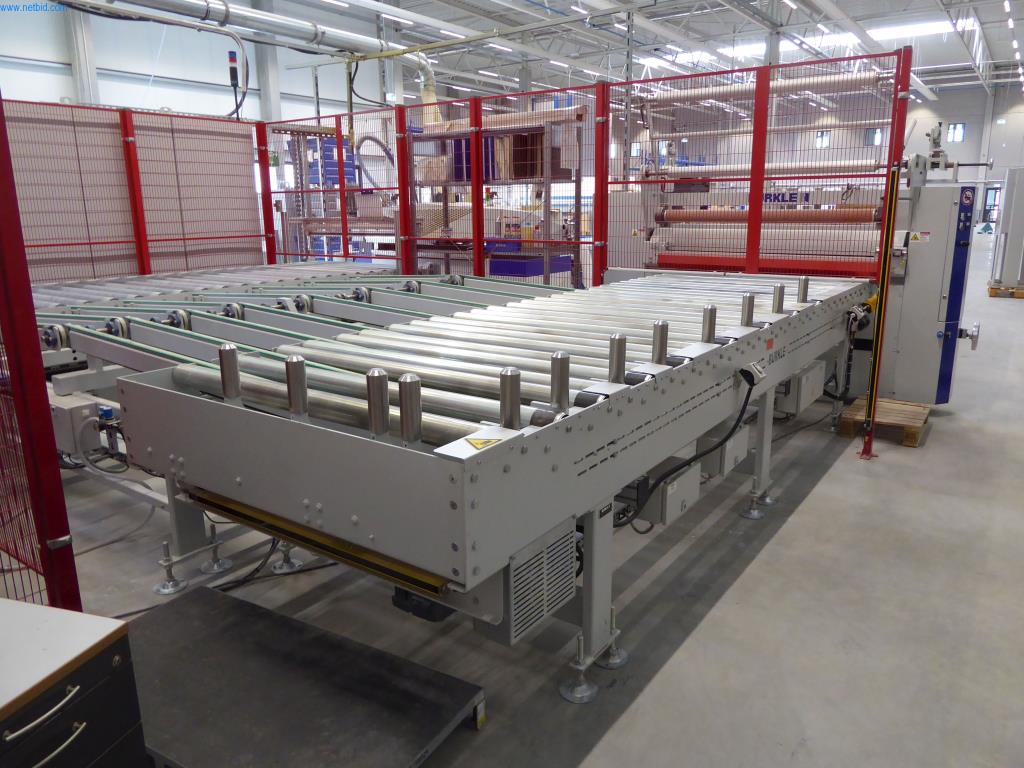 Stroje a zařízení pro obrábění kovů a zdravotnickou techniku-17