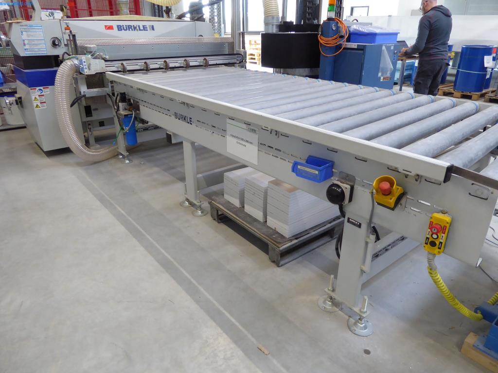 Stroje a zařízení pro obrábění kovů a zdravotnickou techniku-3