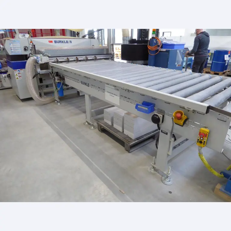 Stroje a zařízení pro obrábění kovů a zdravotnickou techniku-3