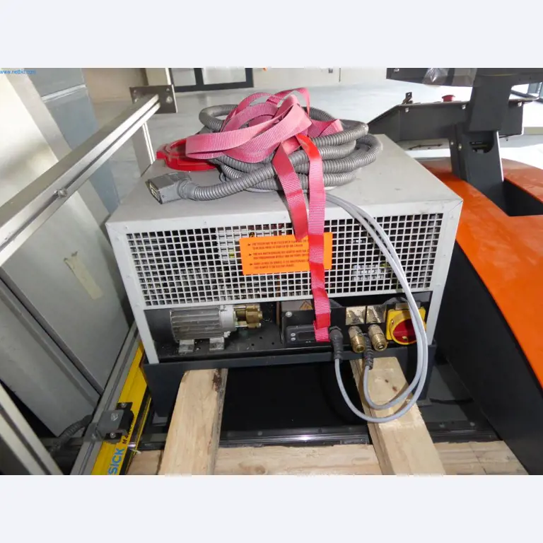 Stroje a zařízení pro obrábění kovů a zdravotnickou techniku-10