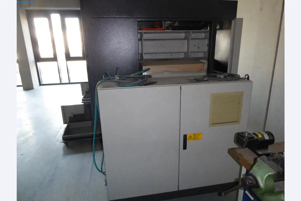 Stroje a zařízení pro obrábění kovů a zdravotnickou techniku-12