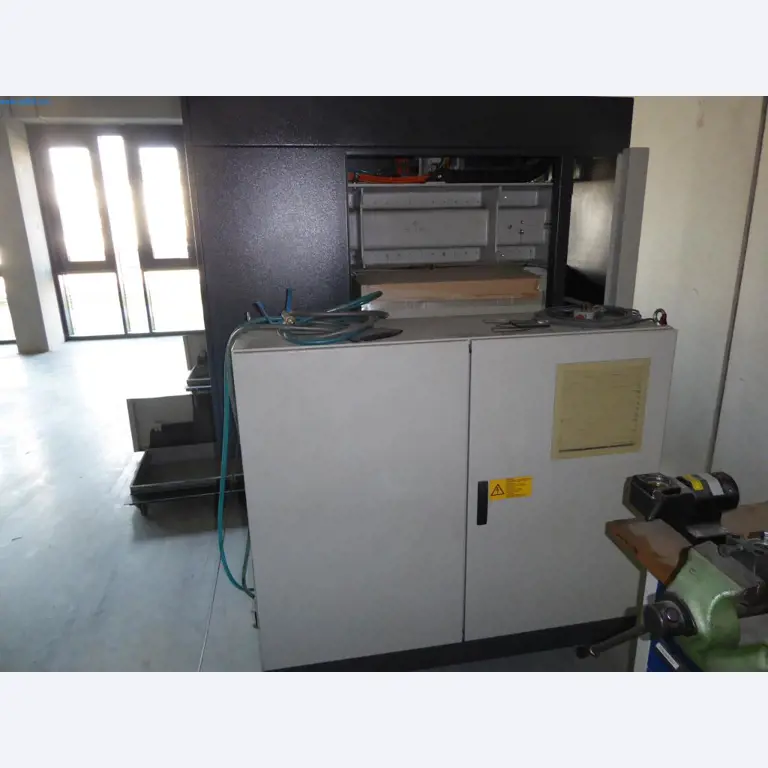 Stroje a zařízení pro obrábění kovů a zdravotnickou techniku-12