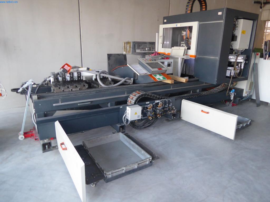 Stroje a zařízení pro obrábění kovů a zdravotnickou techniku-2