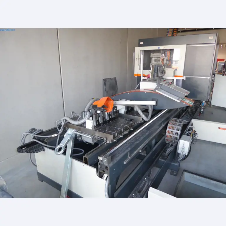 Stroje a zařízení pro obrábění kovů a zdravotnickou techniku-6