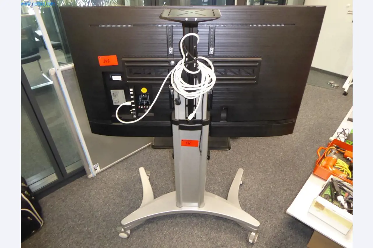 Maschinen u. Betriebsausstattung aus der Metallbearbeitung u. Medizintechnik -4