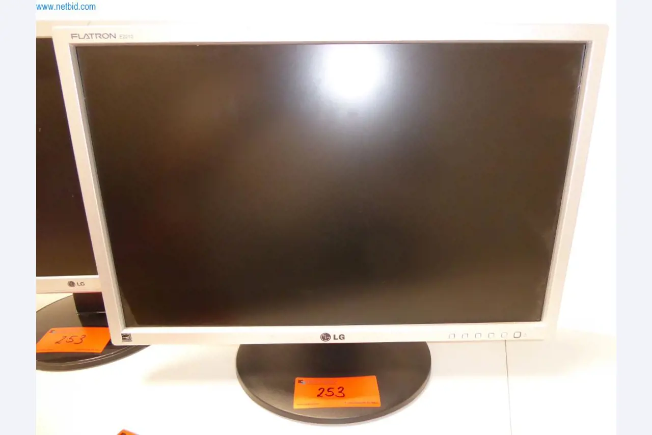 Maszyny i urządzenia do obróbki metali i technologii medycznej-2