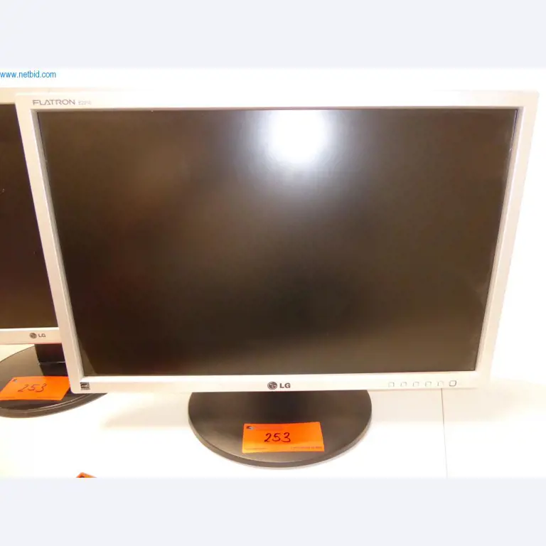 Maszyny i urządzenia do obróbki metali i technologii medycznej-2