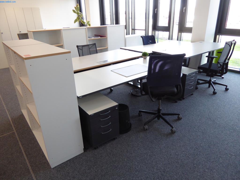 Stroje a zařízení pro obrábění kovů a zdravotnickou techniku-1