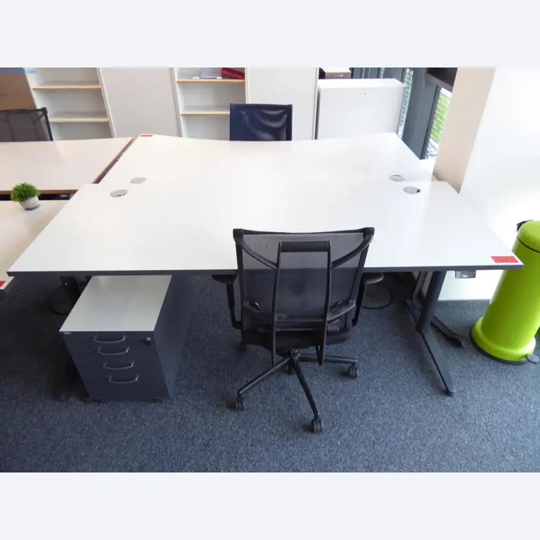 Stroje a zařízení pro obrábění kovů a zdravotnickou techniku-5