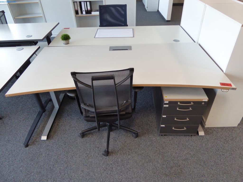 Stroje a zařízení pro obrábění kovů a zdravotnickou techniku-8