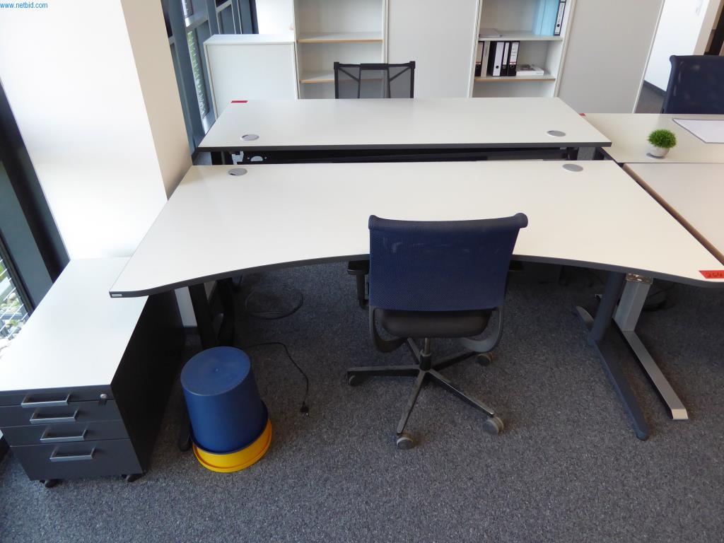 Stroje a zařízení pro obrábění kovů a zdravotnickou techniku-9