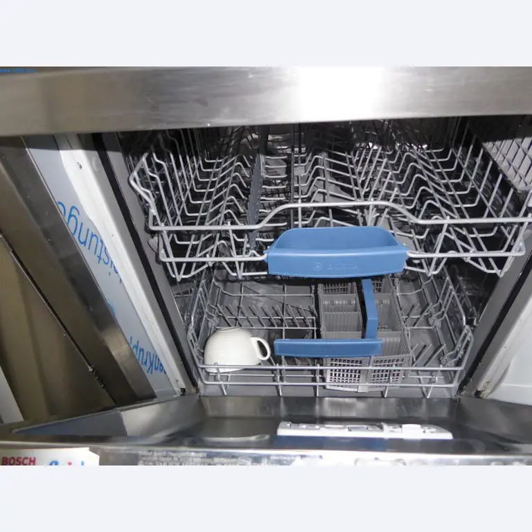 Stroje a zařízení pro obrábění kovů a zdravotnickou techniku-10