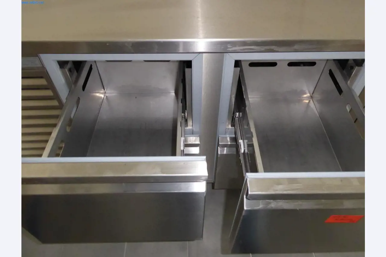 Stroje a zařízení pro obrábění kovů a zdravotnickou techniku-12