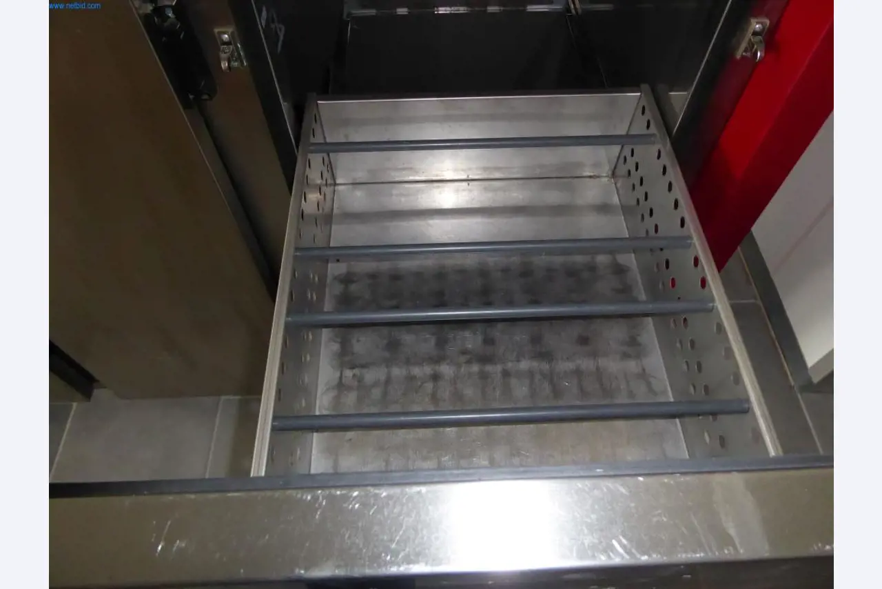 Stroje a zařízení pro obrábění kovů a zdravotnickou techniku-6