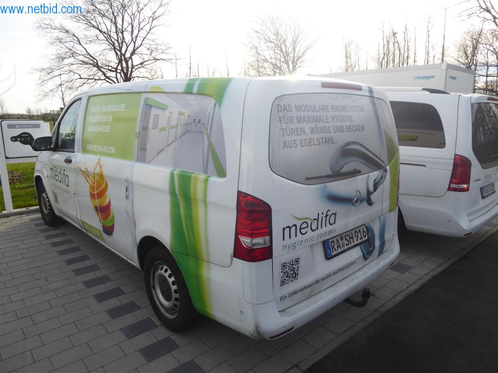 Stroje a zařízení pro obrábění kovů a zdravotnickou techniku-4