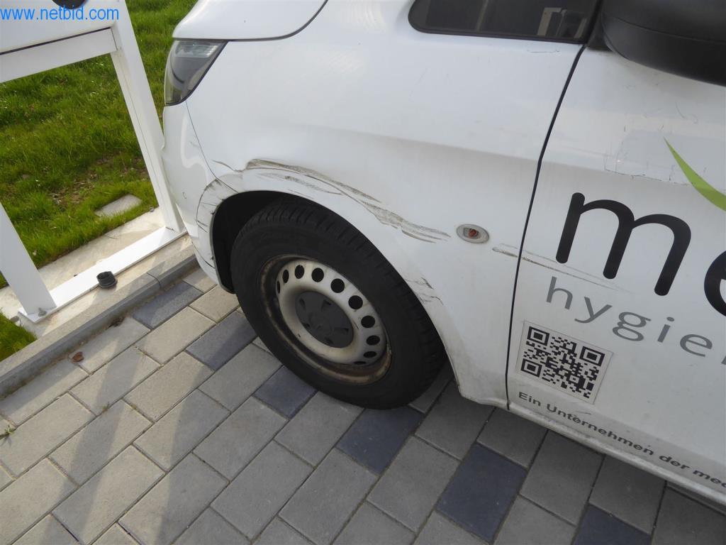 Stroje a zařízení pro obrábění kovů a zdravotnickou techniku-7