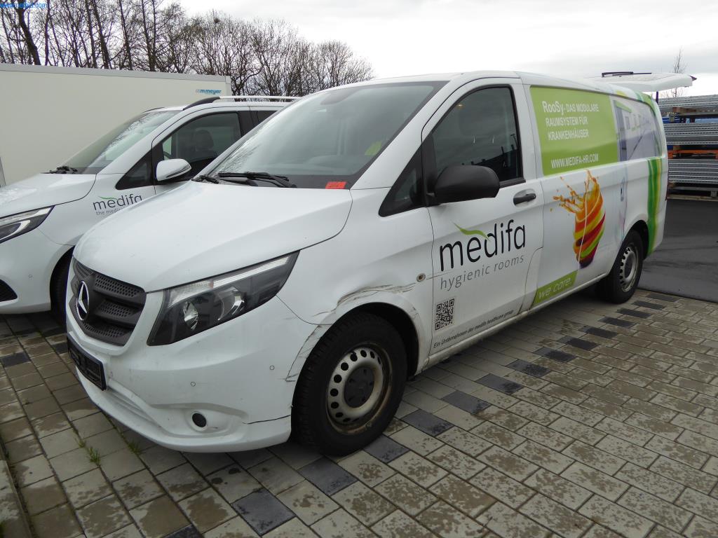 Stroje a zařízení pro obrábění kovů a zdravotnickou techniku-8