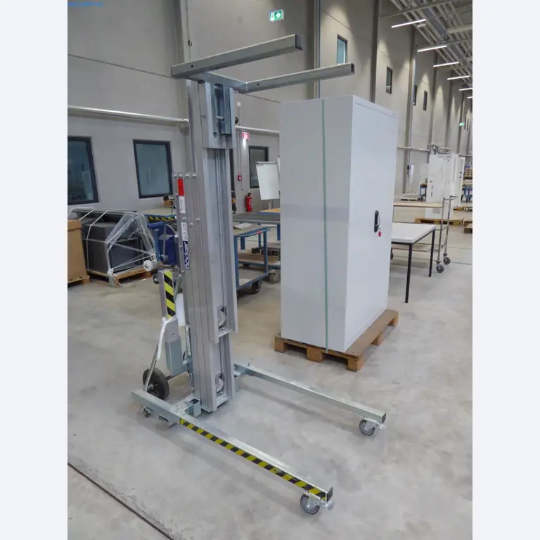 Stroje a zařízení pro obrábění kovů a zdravotnickou techniku-1