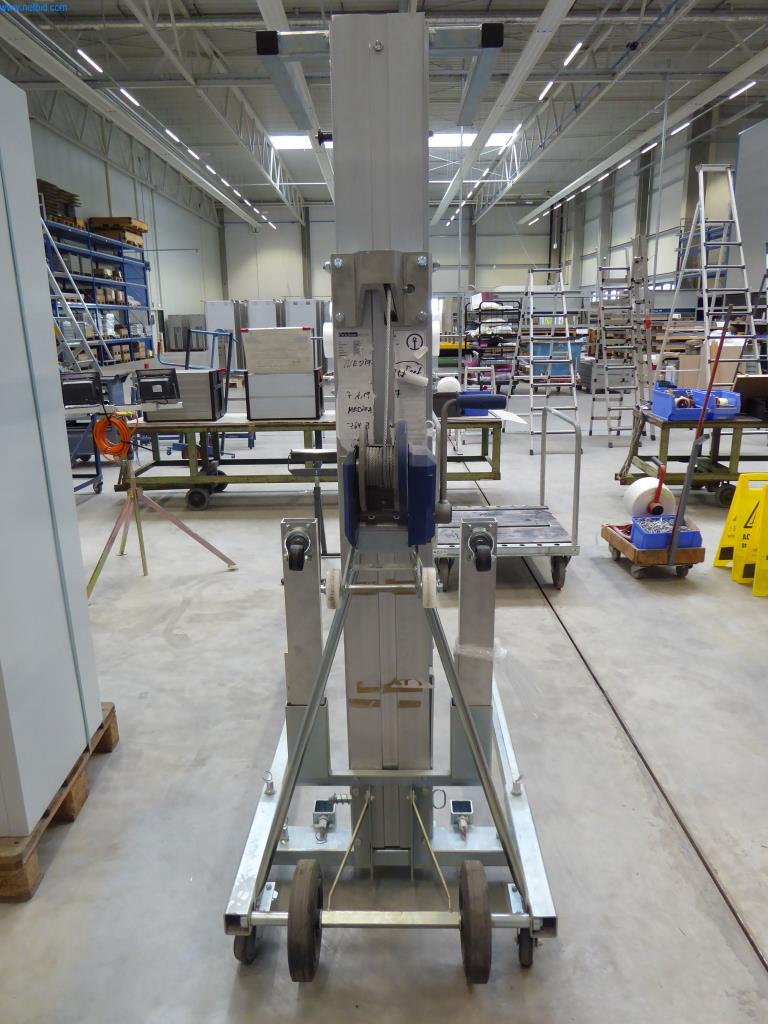 Stroje a zařízení pro obrábění kovů a zdravotnickou techniku-4