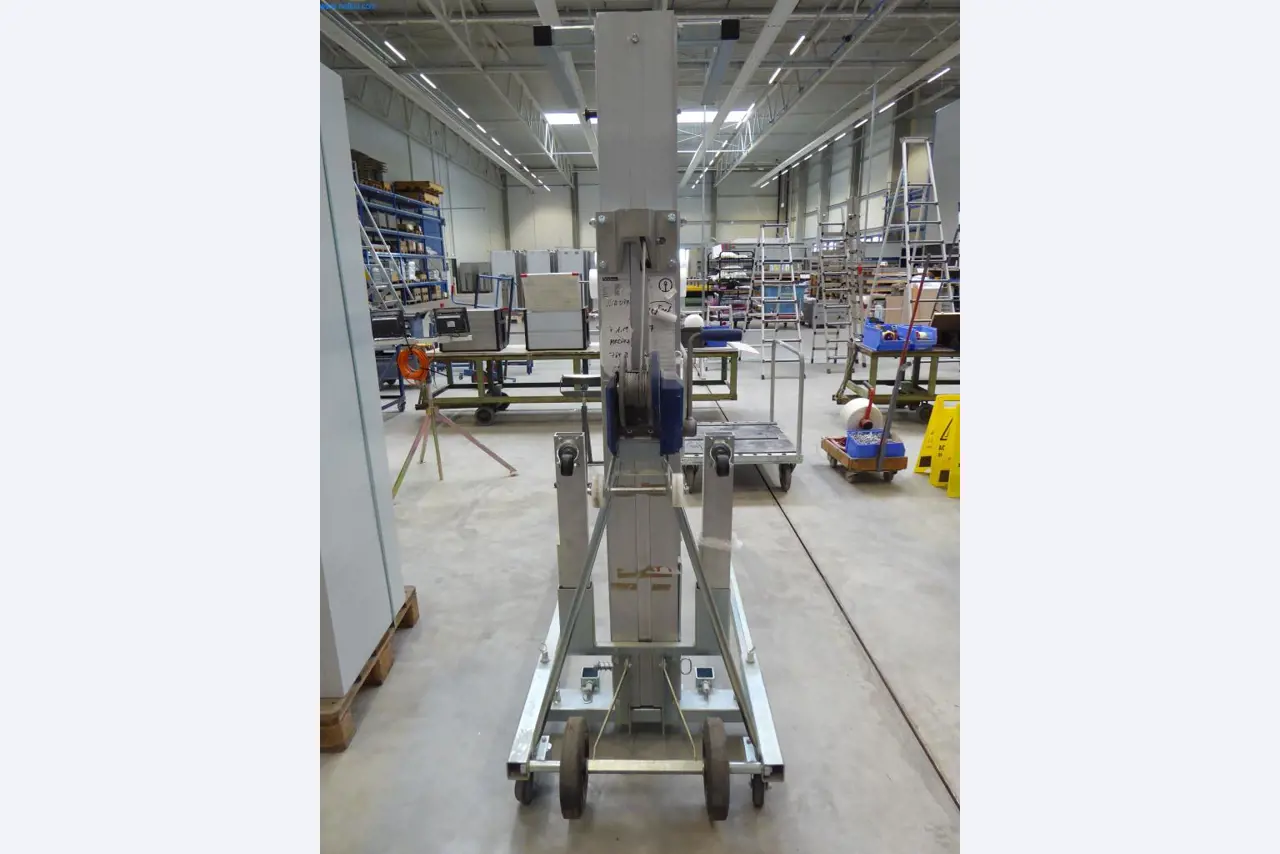 Stroje a zařízení pro obrábění kovů a zdravotnickou techniku-4