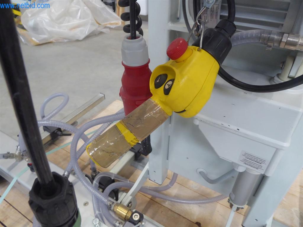 Stroje a zařízení pro obrábění kovů a zdravotnickou techniku-4