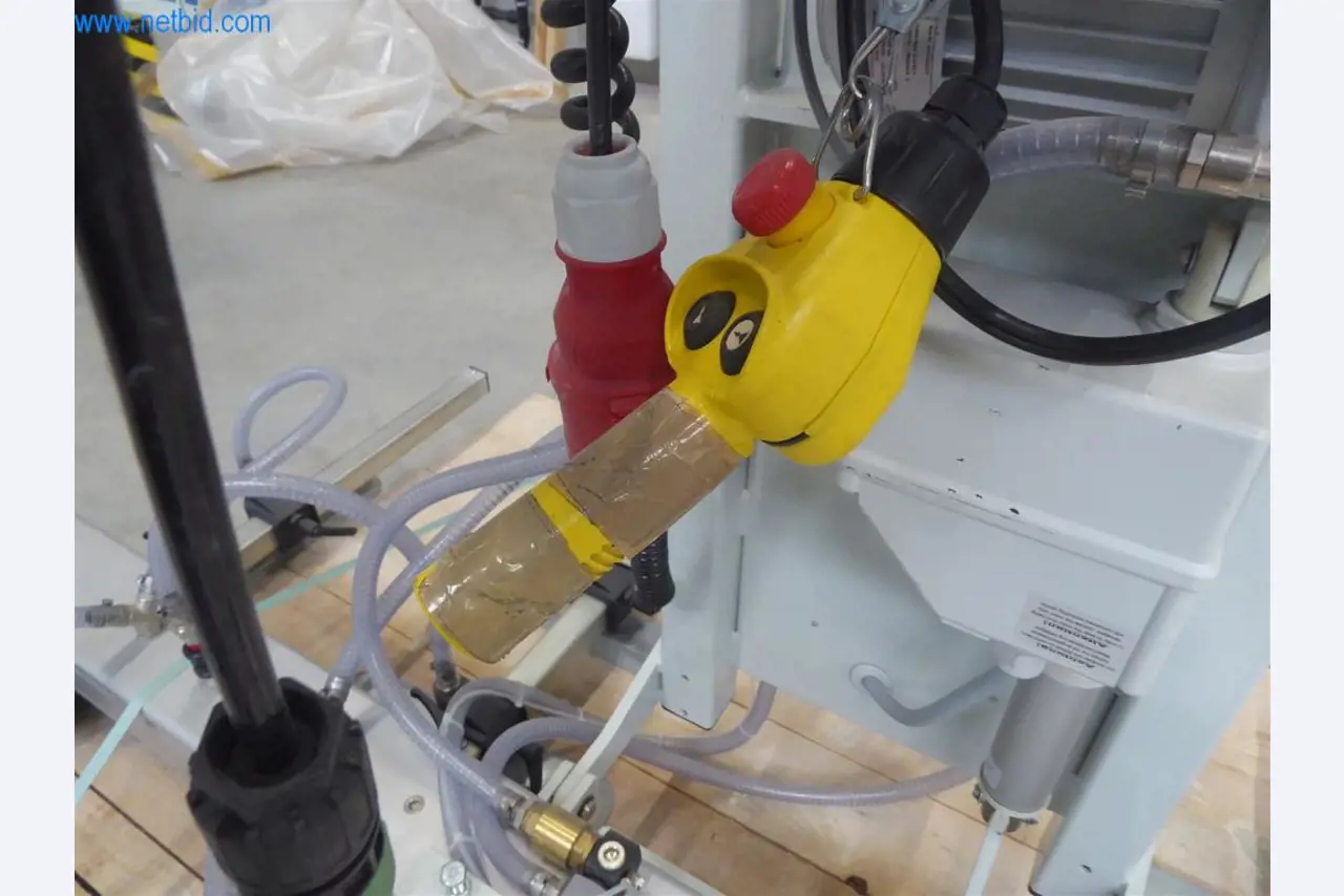 Stroje a zařízení pro obrábění kovů a zdravotnickou techniku-4